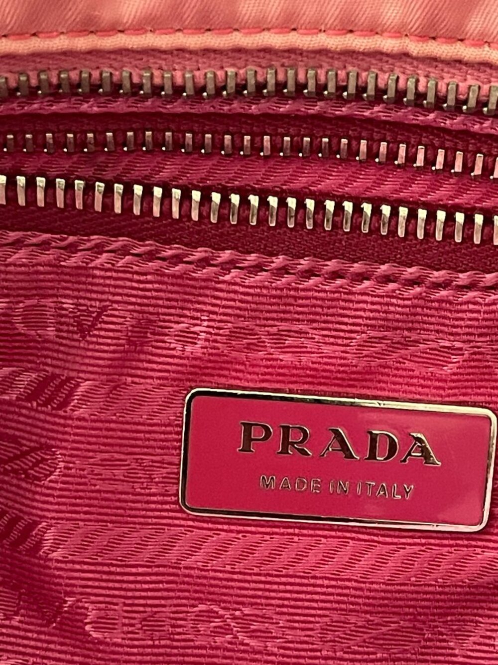 *VERY CUTE* Vintage Y2K Prada Medium Tote Bag Tessuto Pink Silver Hardware - Picture 4 of 11